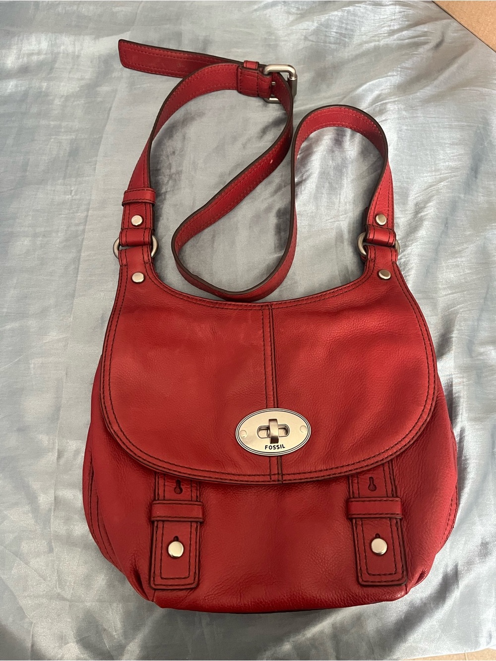 Fossil Red Leather Turn-Lock Shoulder Bag